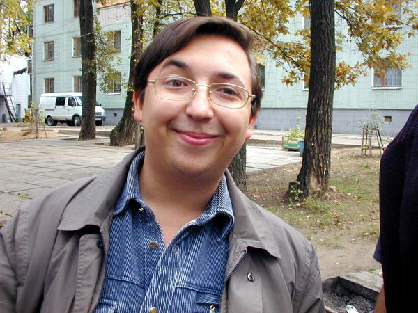 А ведь с виду такой интеллигентный человек...
..пока трезвый )))