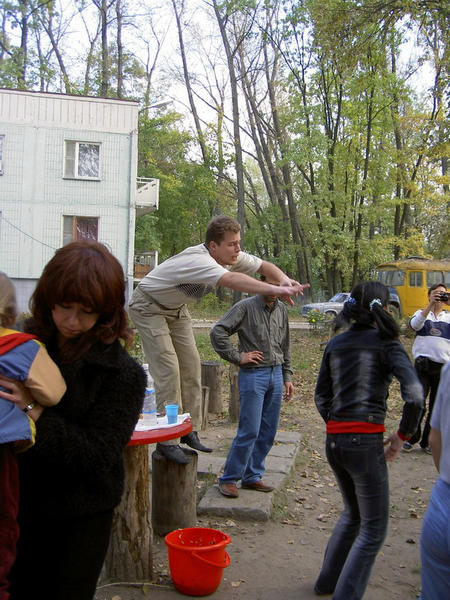 Ферзь теряет устойчивость
(главное - чтоб не ориентацию))