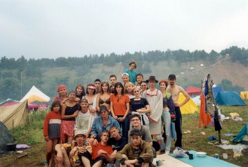 Весёлая Менатеповская компания.