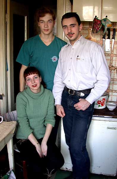 Арамис, Домино и Кид (фотка не имеет отношения к турбазе, просто затесалась...)