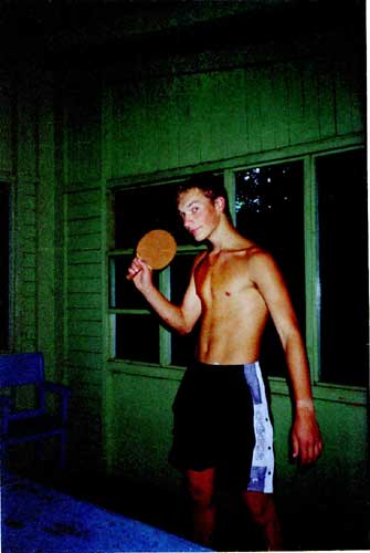 Кидман позирует со спортивным снарядом )))