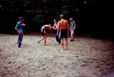 ...а они всё играли и играли...