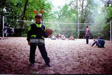 Постволейбольный отходняк (обратите внимание на задний план)